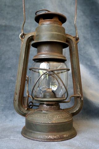 German Firehand 275 Kerosene Burner Lamp Storm Lantern Gas Light Jena Chimney