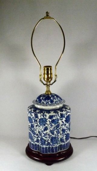 Vtg Lamp Table Lamp Blue & White Ginger Jar Hand Painted Asian Porcelain Wood B