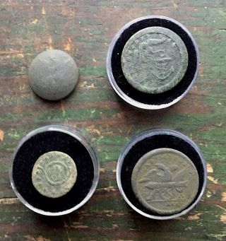 Antique Group Of 4 Dug Relic Pre - Civil War Buttons From Virginia