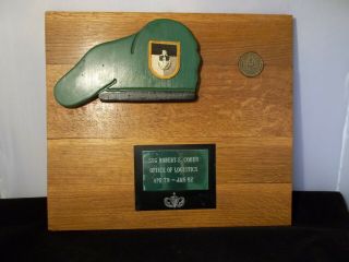 Vtg Us Army Special Forces Wood Green Beret 5th Group Flash Dui,  Coin Plaque