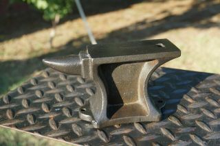 Vintage Small Anvil Bench Tool Blacksmith Jeweler Machinist 3 Lbs Cast Iron