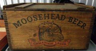 Vintage Moosehead Beer Wooden Dovetailed Wood Crate Box With Lid