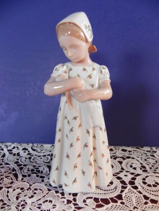 B&g Bing Grondal " Mary Girl With Doll " Figurine 1721 Denmark Porcelain 8 "