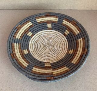 West African Straw Grass Weaved Basket Earth Tones Handmade Tribal Euc 9”