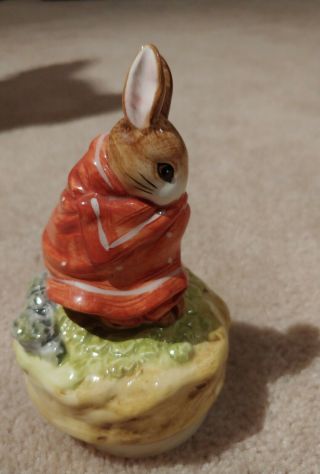 Vintage Beatrix Potter Schmid Music Box - Poorly Peter Rabbit 1985