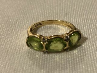 Vintage 10k Gold Green Stone Ring.  2.  39 Grams Size 5