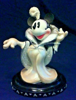 1930s Minnie Mouse Figurine " Steppin 