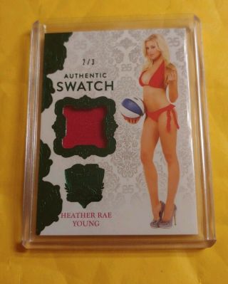 Heather Rae Young Benchwarmer 25 Years Series 2 Dreamgirls Swatch Card (2/3)