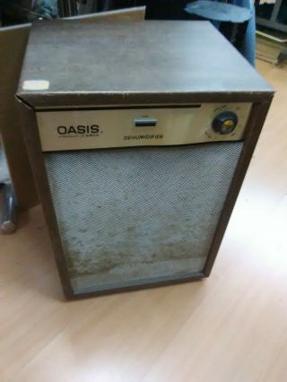 Vintage Oasis Dehumidifier Model 0d 200