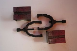 Pair Brown & Sharpe 750 - A Machinist V - Blocks With Clamps