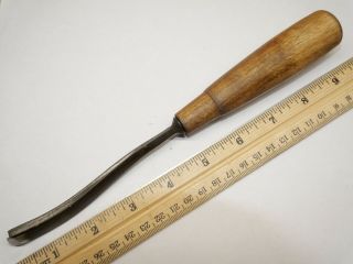 Vintage D.  R.  Barton No 40 Long Bent V Tool Veiner Wood Carving Gouge Chisel