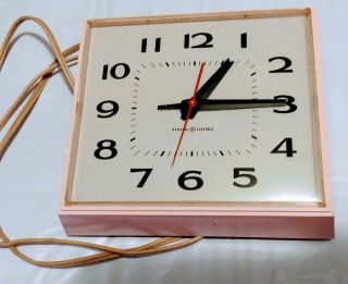 Vintage Electric Ge Kitchen Wall Clock Cuisine 2145 Pink General Electric