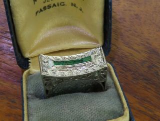 Vintage Palladium Art Deco 1920s Antique Colombian Emerald Diamond Filigree Ring