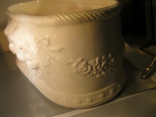 LOVELY TWIN ANGEL DECORATED PLANTER IN WHITE CERAMIC - FEW TINY CHIPS - DOUBLE SIDES 3