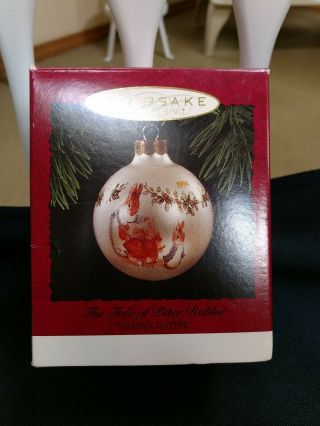 Hallmark Christmas Ornament Tale Of Peter Rabbit Beatrix Potter 1994 Glass Ball