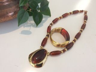 Vintage NAPIER Gold Tone & Amber Acrylic SET STATEMENT Necklace & Bracelet 3