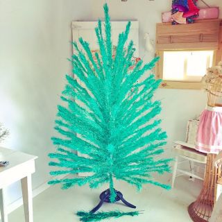 Vintage Green Blue Holi - Gay Aluminum Christmas Tree 165 Branches 7ft Midcentury