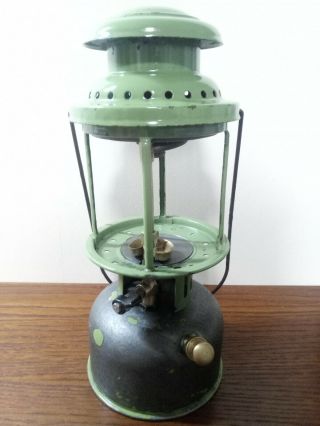 Vintage Standard no.  2412 Pressure Kerosene Lamp Lantern Optimus radius Primus 3