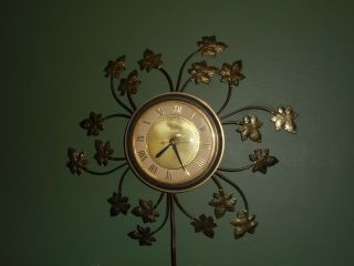 Vtg United Clock Corp Gold Toned Leaves Wall Clock Model 77 Electric Retro