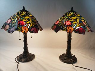 Vintage Quoizel Tiffany Style Stained Glass Floral Rose Table Lamps
