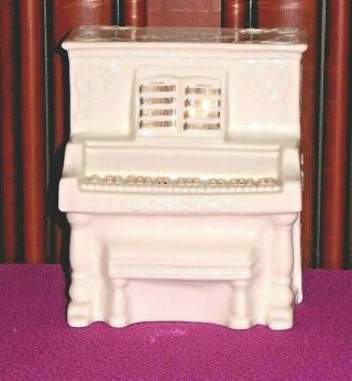 Lenox - Style - - Porcelain - George Good Piano Music Box - 1988 - Plays " Memory " From " Cats "