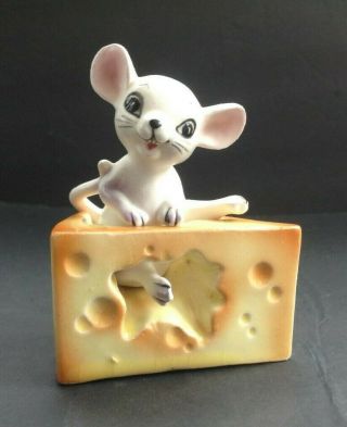 Vintage Lefton Mouse On Cheese Wedge Salt And Pepper Shakers