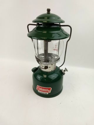 Vintage Coleman Kerosene Lantern Model 201 Green Single Burner