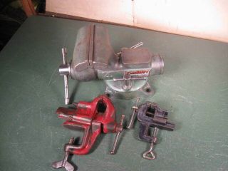 Old Tools Machinist Machining Small Bench Mount Vises Group