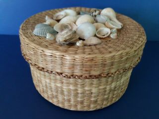 Vintage Hand Woven Sweet Grass Round Basket and Lid Sea Shells Trinket Box 6x3 