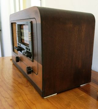 Vintage 1939 RCA Victor Tube Radio Model T - 55,  Restored and Perfect 2