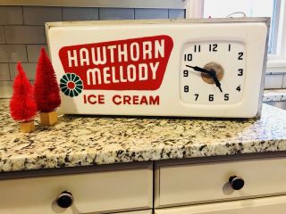 Vintage 1950’s Hawthorn Mellody Dairy Ice Cream Light Up Clock Sign Antique