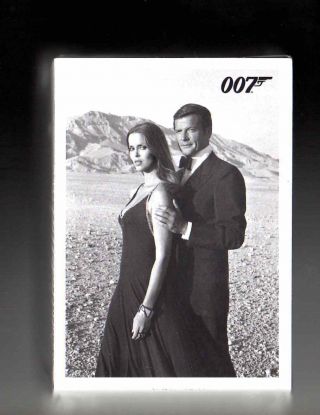 2015 James Bond 007 Archives The Spy Who Loved Me Throwback 93 Card Set