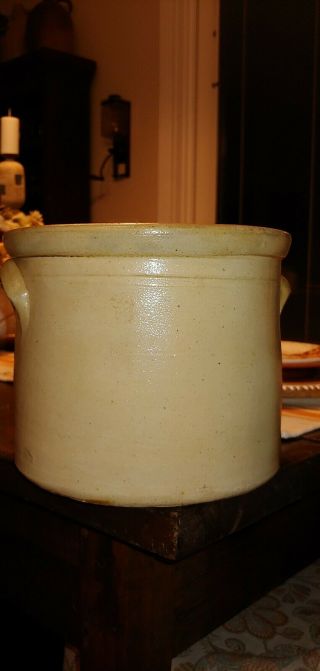Antique Primitive Salt Glazed Stoneware one gallon crock with floral design. 3