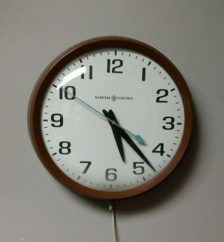 Vintage General Electric School Wall Clock Brown 2012 13” Glass Face