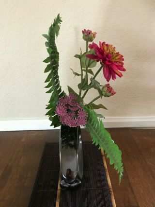 Japanese Ikebana Artificial Silk Flower Arrangement Ceramic Black Loop Vase 2