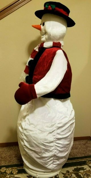Vintage Gemmy Animated Singing Dancing Snowman Life Size 5 ' See Video 2