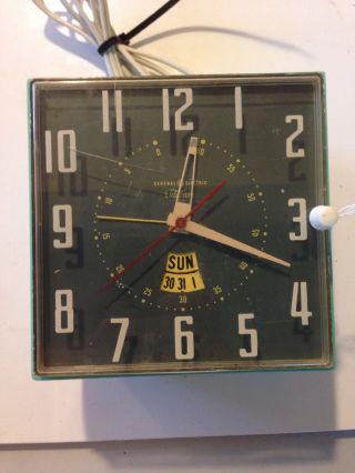 Rare Vintage General Electric Telechron Clock With Day & Date