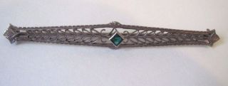 Vintage 1920s 10k White Gold Filigree Pin Brooch With Green Stone