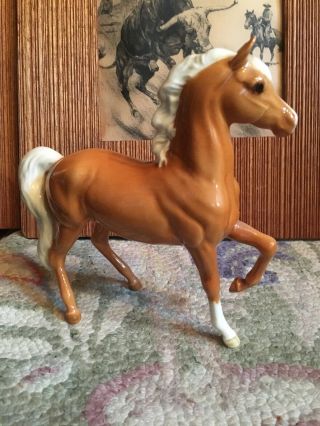 Beswick Porcelain Prancing Palomino Horse Figurine. 3