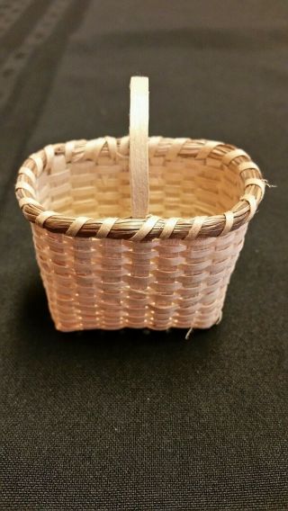 Circa 1990 Iroquois - Mohawk Miniature Split Ash And Sweetgrass Picnic Basket