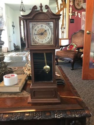 Vintage Spartus Corporation Electric Plug In Grandfather Clock Faux Wood 19.  5”
