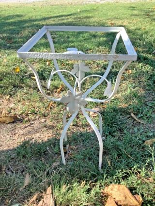 Vtg Shabby Garden Patio Tole Iron Side End Table Flowers Leaf Plant Stand