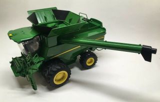 Ertl 1/16 John Deere Jd Big Farm S670 Combine Harvester Tractor Toy
