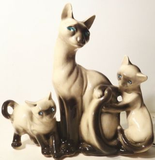Vintage Mid Century Modern Tv Lamp Light Siamese Cat & Kittens Jewel Eyes