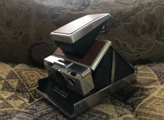 VINTAGE Polaroid SX - 70 Land Camera and Carrying Case 2