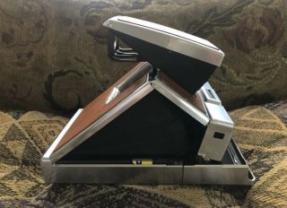 VINTAGE Polaroid SX - 70 Land Camera and Carrying Case 3