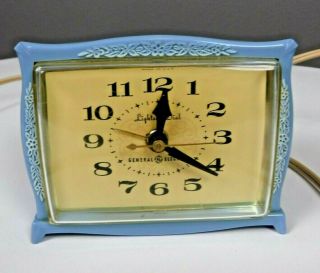 Vintage General Electric Alarm Clock Lighted Dial Blue Mid Century Made In Usa