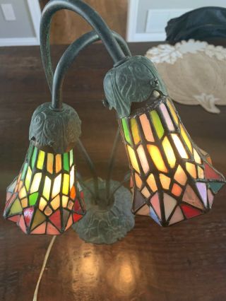 Old Vintage Twin Head Metal Table Lamp Stained Glass Shades Tulips Tiffany Style