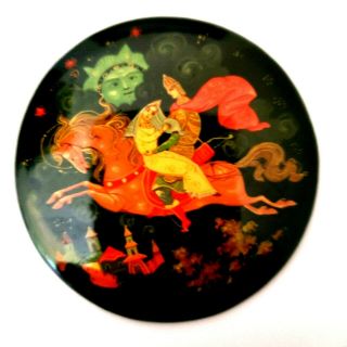 Russian Black Lacquer Hand Painted Round Pin Brooch Horse Folk Tale Vtg
