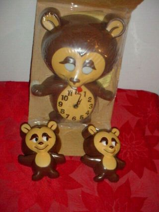 Vintage Spartus U.  S.  A Bear Wall Clock Mechanical Moving Eyes.